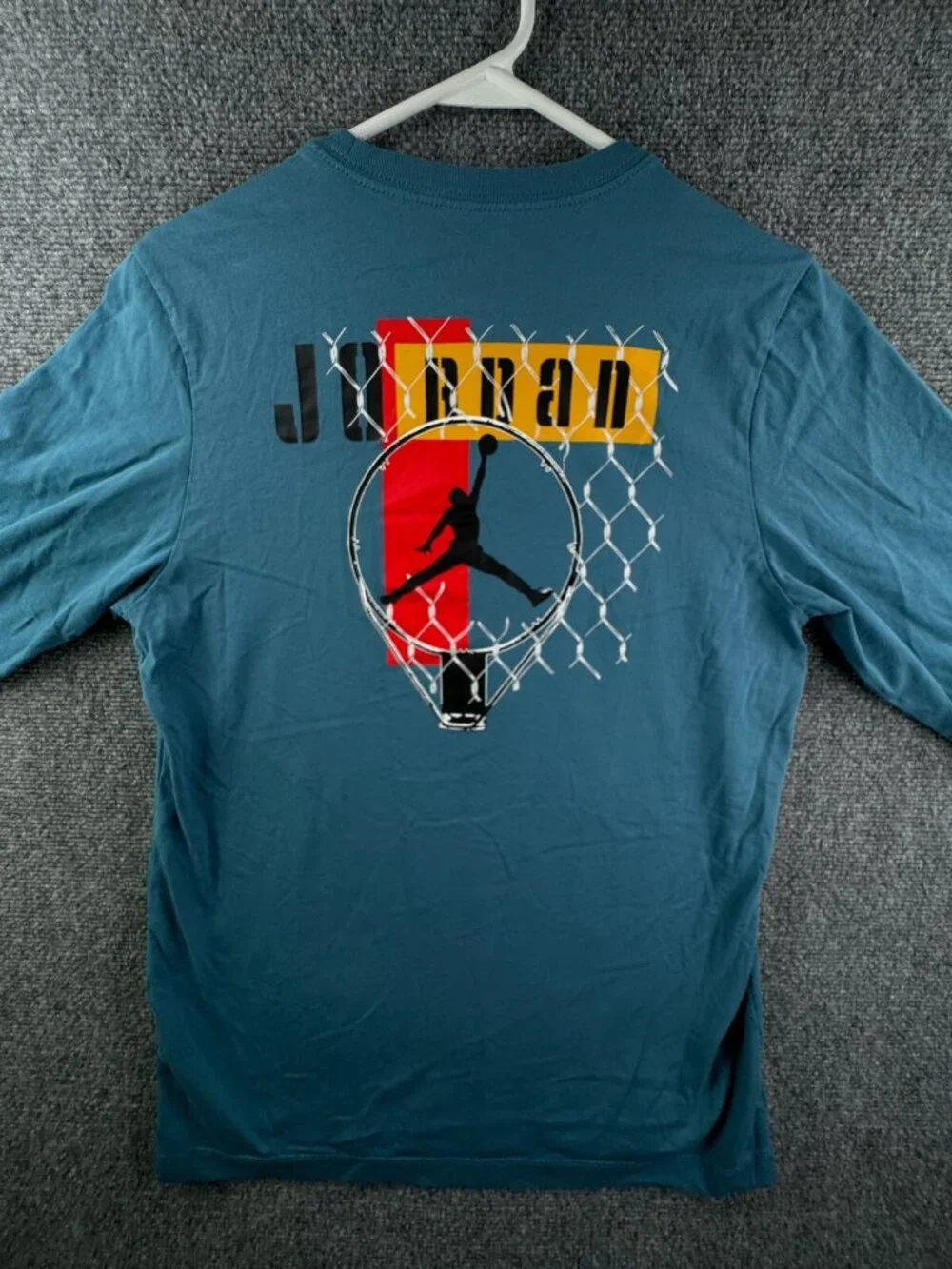 Nike Air Jordan Jumpman Men Long Sleeve Shirt Size Medium Blue Graphic Adult